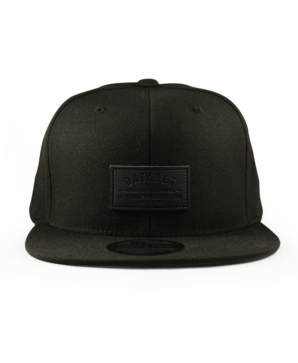 Snapback Leather Label | Black